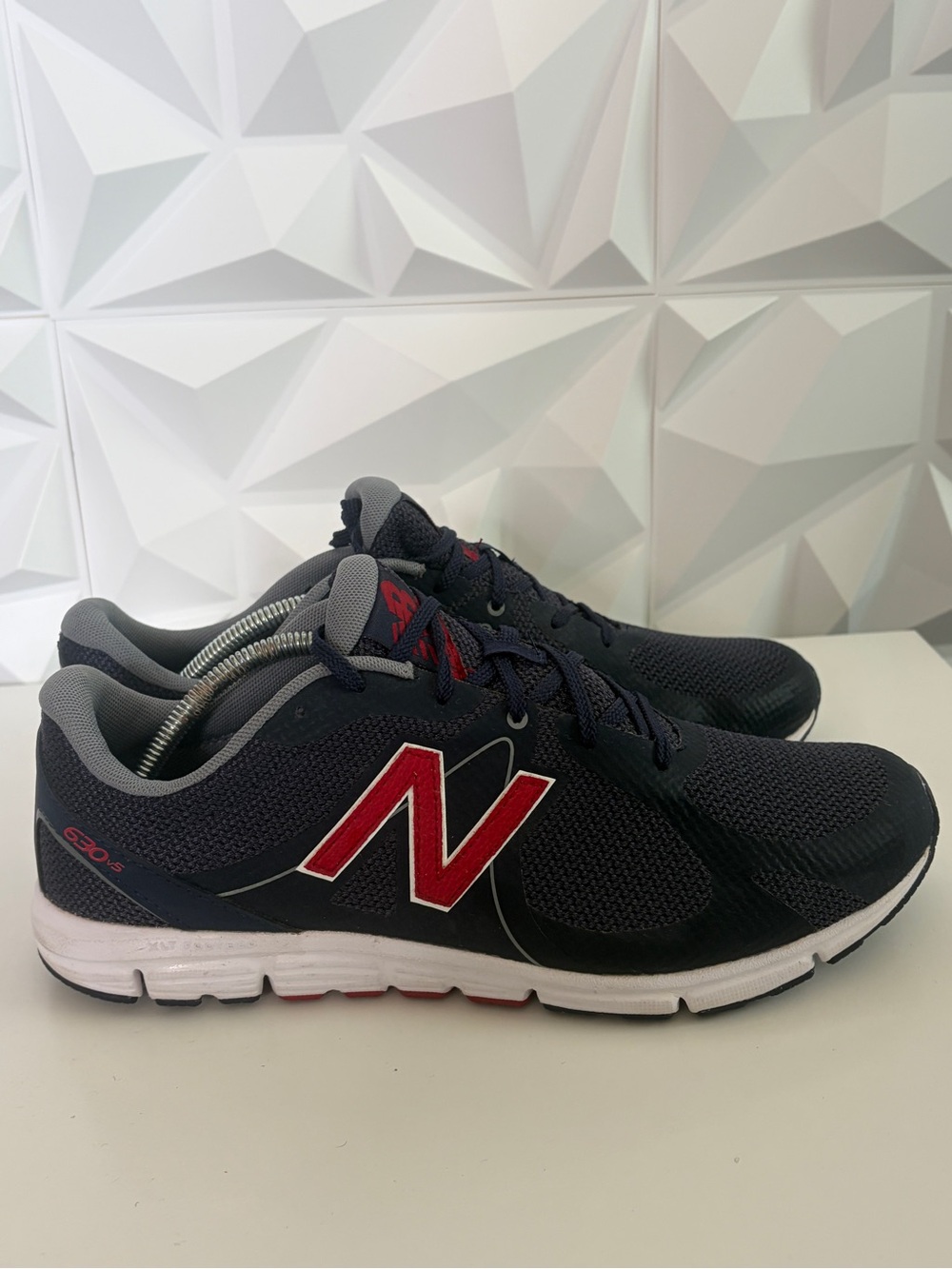 New Balance Men's Navy and Red Athletic Running Sneakers 630v5- Size 10.5